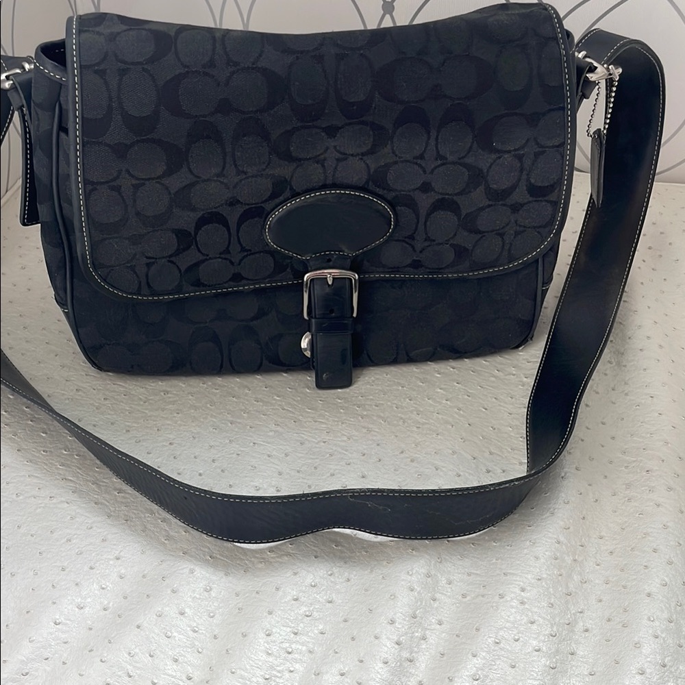 Coach Black Signature Shoulder Bag vintage authentic